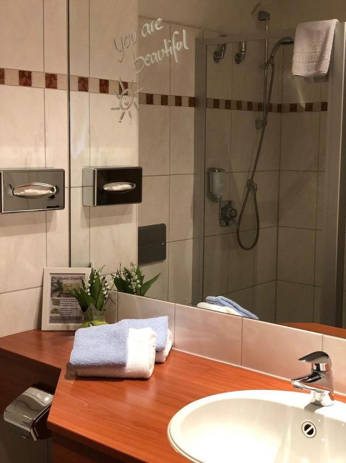 Marc5 Hotel Cadenberge 外观 照片